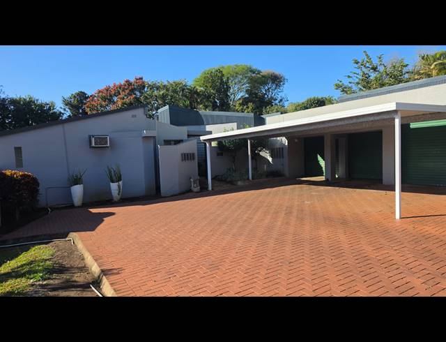 5 BEDROOM HOUSE FOR SALE IN FAIRVIEW